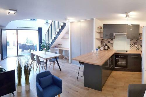 Apartamento Loft Renovation With A Private Garden