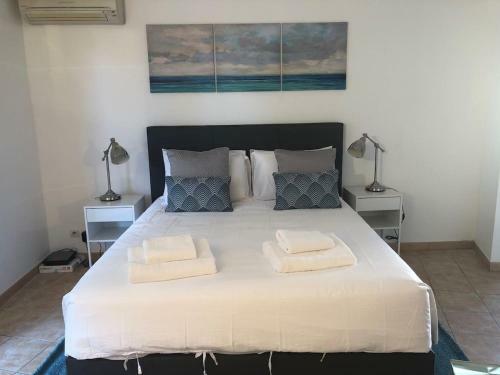 Apartamento Luminous, Street View Studio, Excellent Location