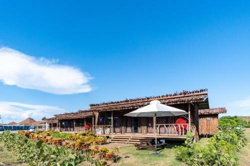 Hotel Crusoe Cabins Casobe