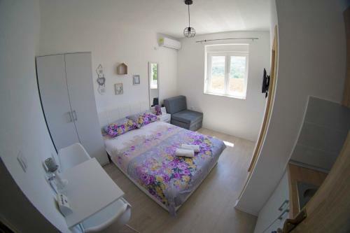 Hostal Apartmani Ogi 1