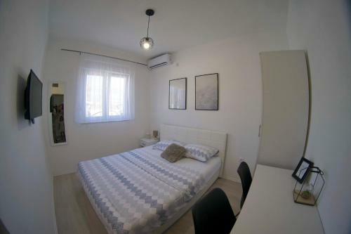 Hostal Apartmani Ogi 1