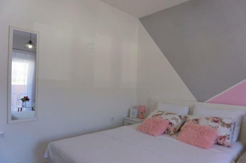 Hostal Apartmani Ogi 1