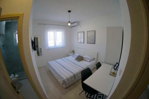 Hostal Apartmani Ogi 1