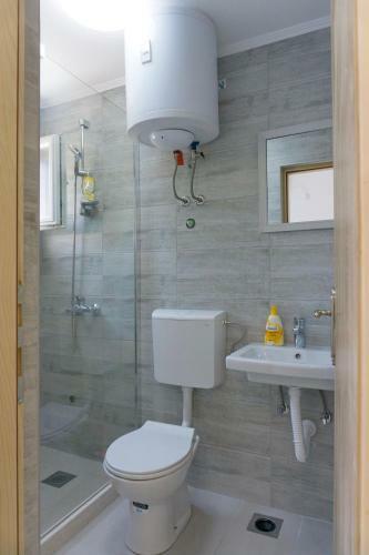 Hostal Apartmani Ogi 1