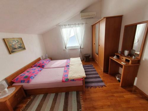 Sea & Garden Apartment Vir