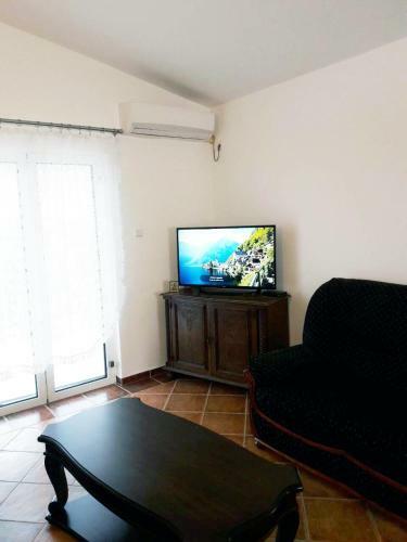 Apartments Mirovica