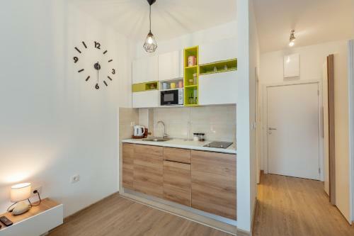 Green Valley Apartments