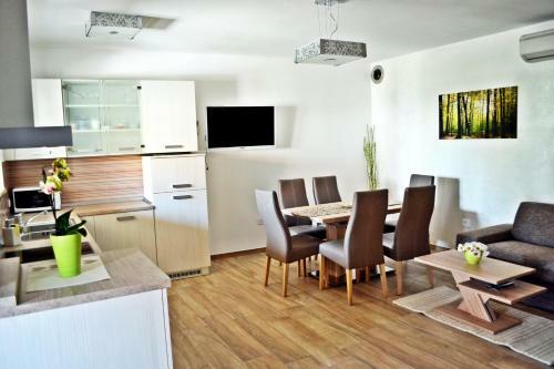 Apartamentos Truffle House Karlic