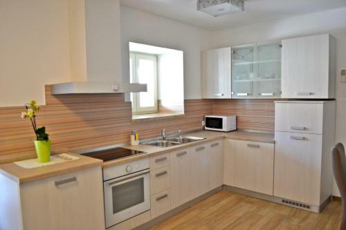 Apartamentos Truffle House Karlic