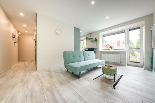Brand New Central Park & Beach Side Studio Apartment