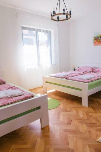 Albergue Sobe Kaki In Kivi