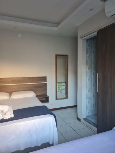 Hostal Cama E Caf� Caravela