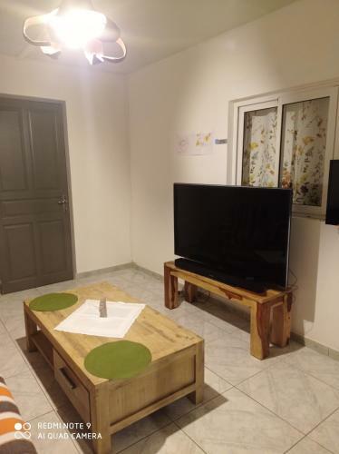 Maison De 3 Chambres Avec Jardin Clos Et Wifi A Saint Andre