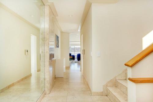 Apartamento Luxury Townhouse With Ocean And Mountain Views