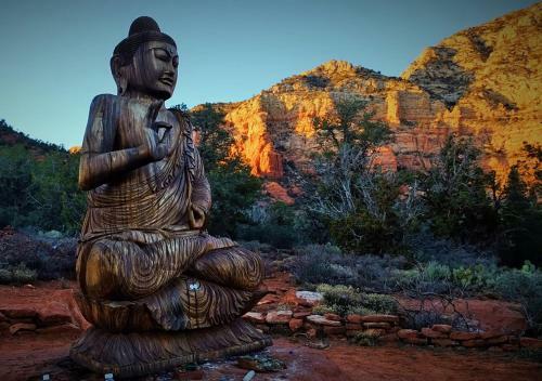 Sedona Studio Thunder Mountain