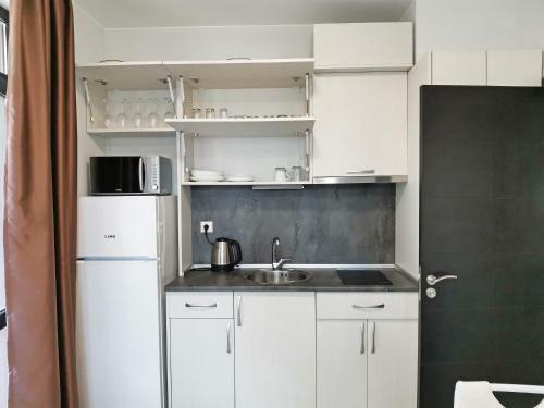 Family Apartment For Short-term Vacation