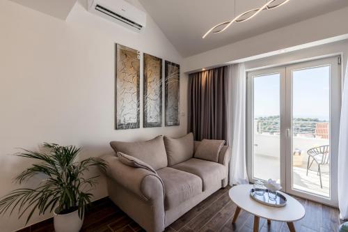 Hvar De Luxe Apartments 1