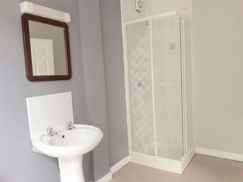 Albergue Avondale Accommodation