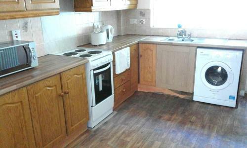 Albergue Avondale Accommodation