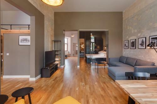 Exclusive Downtown Apartment