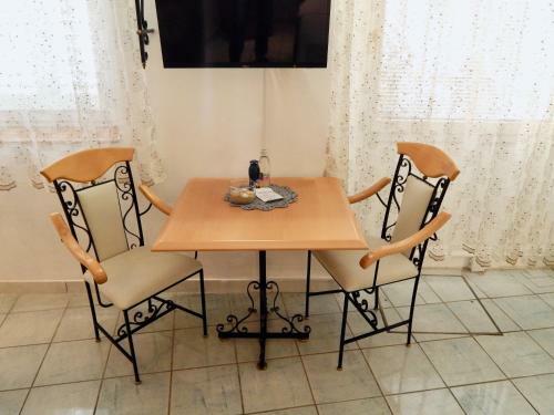 Hostal Apartments Igor