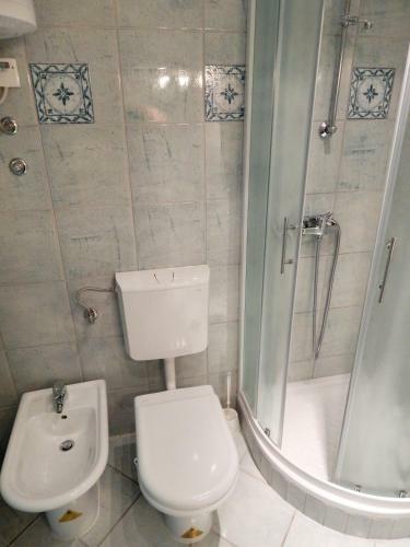 Hostal Apartments Igor