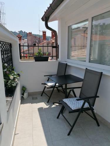 Hostal Apartments Igor
