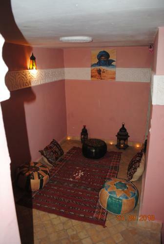 Hostal Dar Mounadim