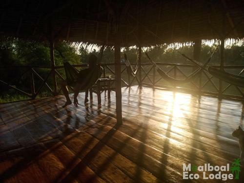 Moalboal Eco Lodge