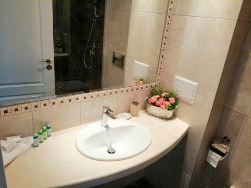 Mbm La Mer Apartment