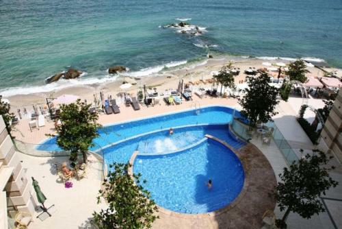 Mbm La Mer Apartment