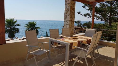 Apartamento Casa Petra Limenari