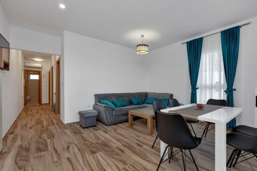 Apartments Villa Medo