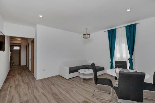 Apartments Villa Medo