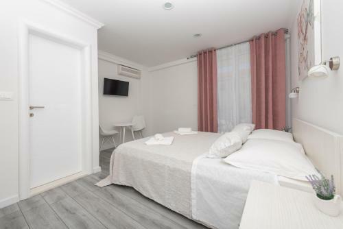 Apartments Petrusic