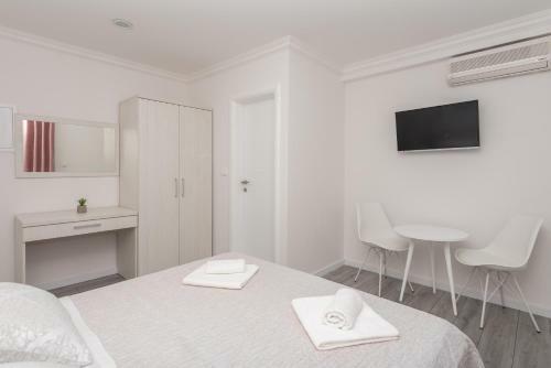 Apartments Petrusic