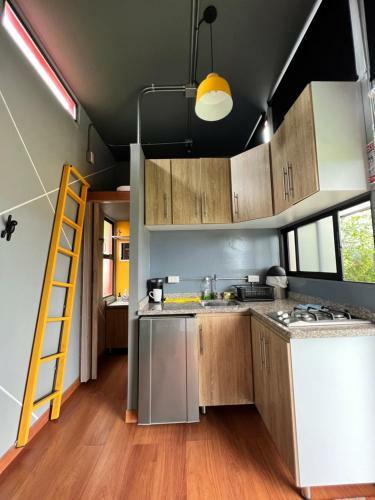 Ecobox 12: Mini-refugio Campestre