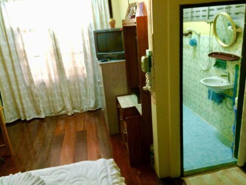 Pee Homestay Lopburi