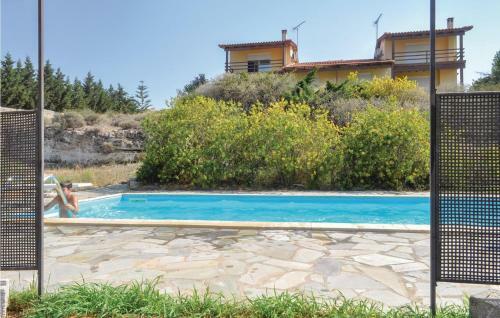 Two-bedroom Holiday Home In Korinthos