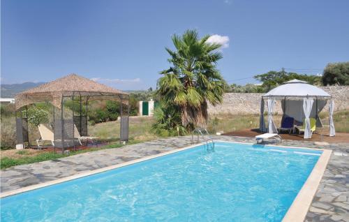 Two-bedroom Holiday Home In Korinthos
