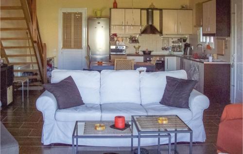 Two-bedroom Holiday Home In Korinthos