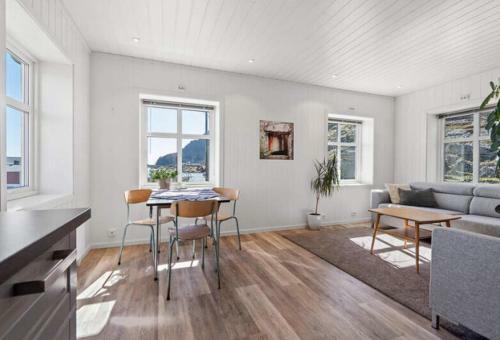 Ragnahuset - Koselig Minihus I Fiskev�r