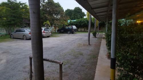Aparthotel Green View Resort Tha Yang