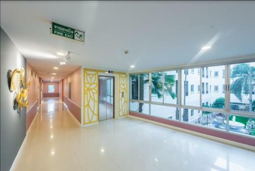 Patra Luxury Hotel