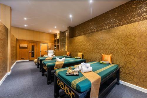 Patra Luxury Hotel