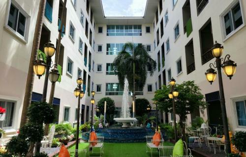 Patra Luxury Hotel