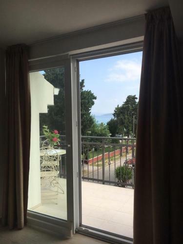 Apartamento Courtyard Seafront House