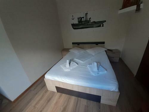 Hostal Delta Ca Odinioara
