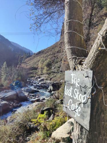 Last Stop Cafe & Camps