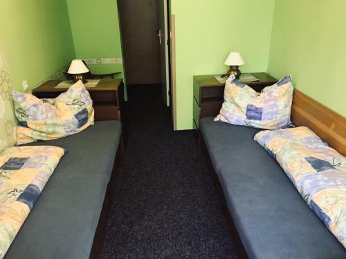 Hostal Penzion Nov� Ml�n